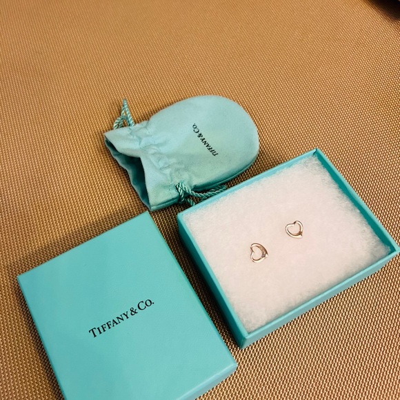 Tiffany Elsa Peretti Open Heart Earrings ❌sold❌ priced low - Picture 3 of 7
